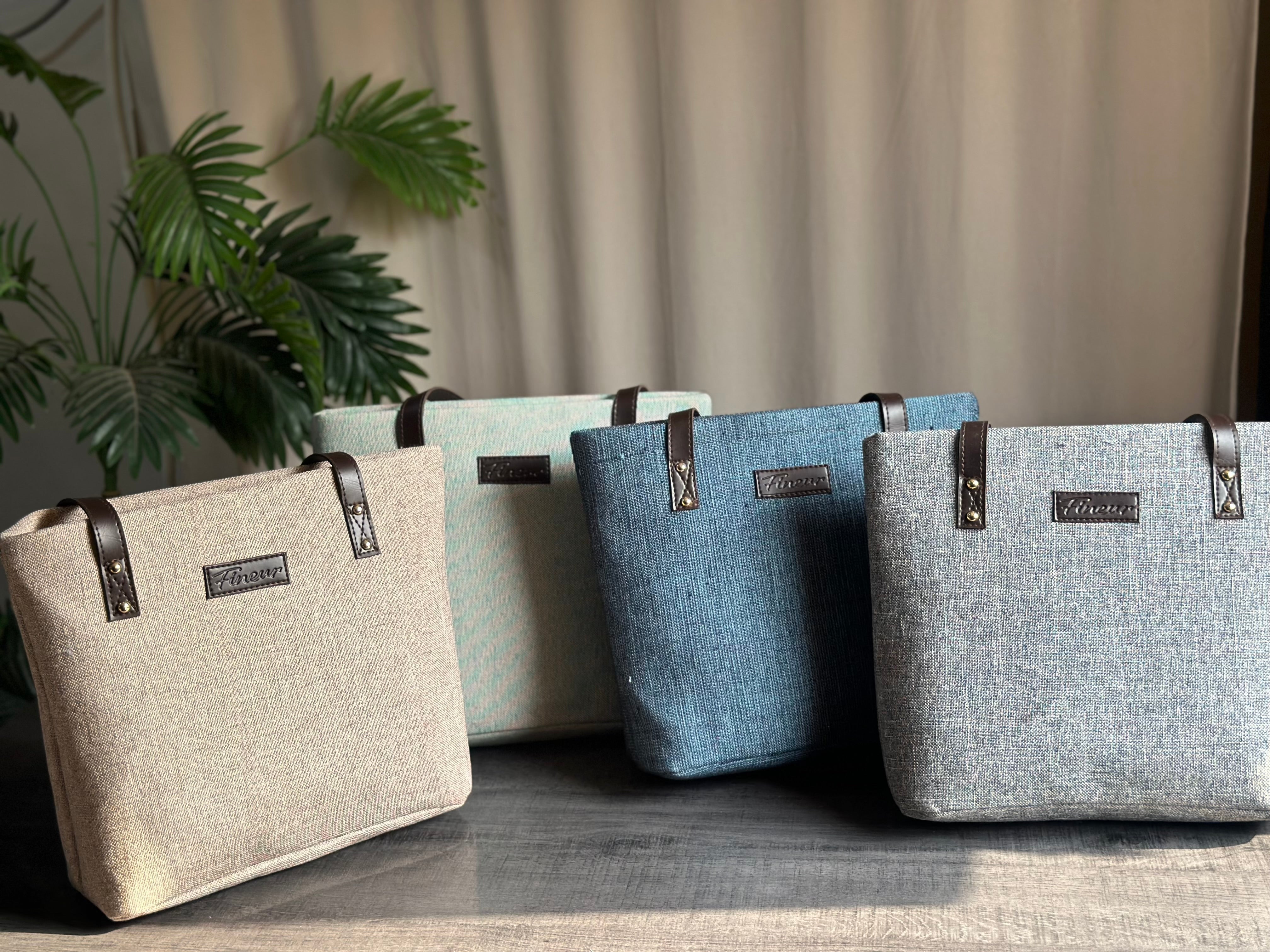 Buy Jute bags in affordable Price Best Quality in Pakistan Trendy Bags Of 2026