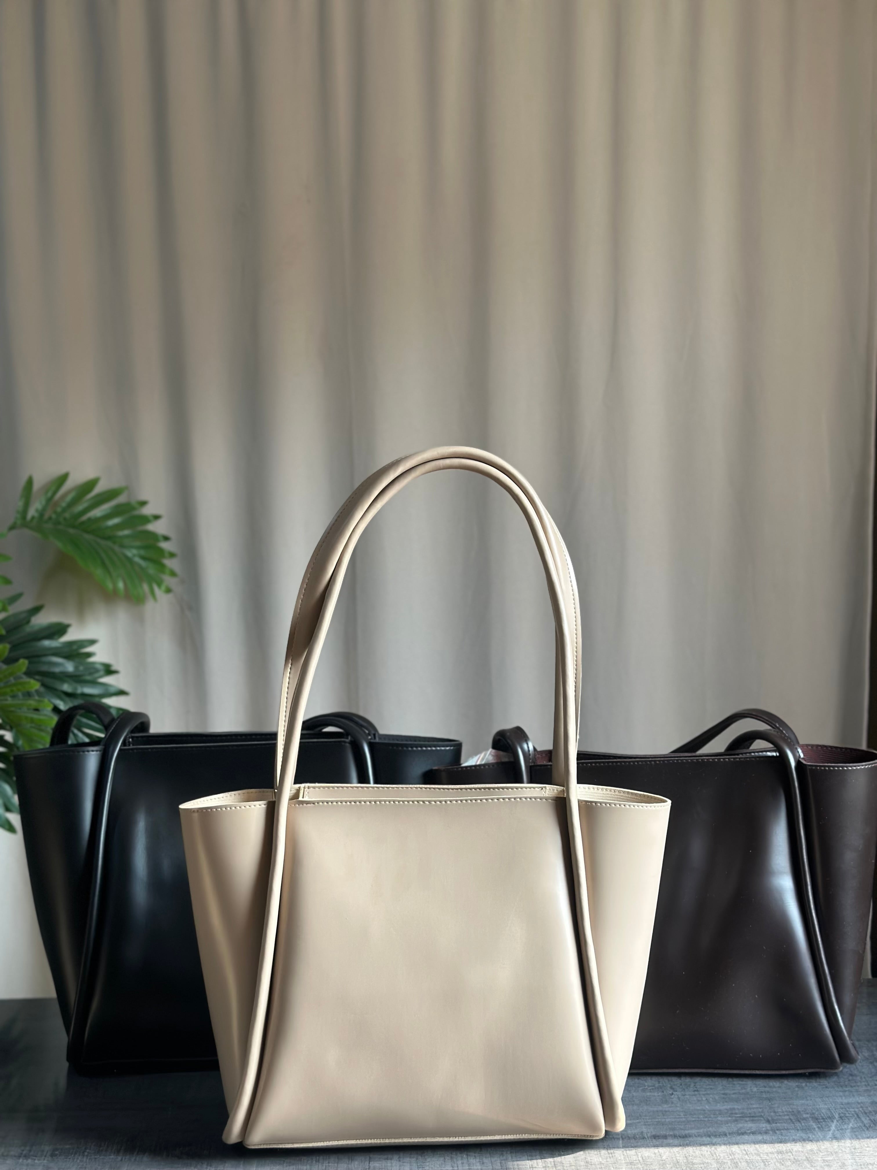 Fineur Pyramid Black Tote Bag Premium leather ladies purse for office and university Pakistan