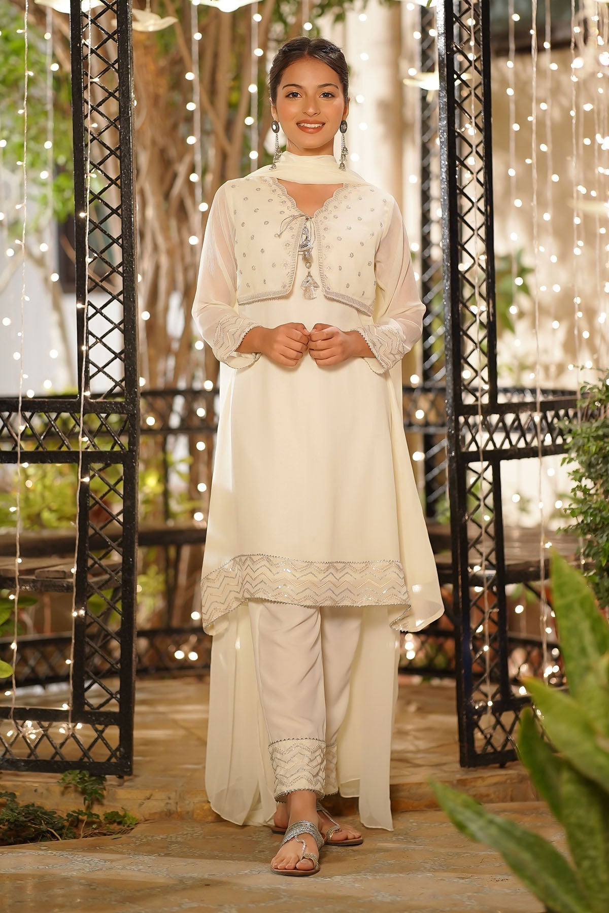 Explore our Kids Formal Wear Collection, featuring elegant Eastern formal dresses perfect for weddings, parties, and special occasions. 