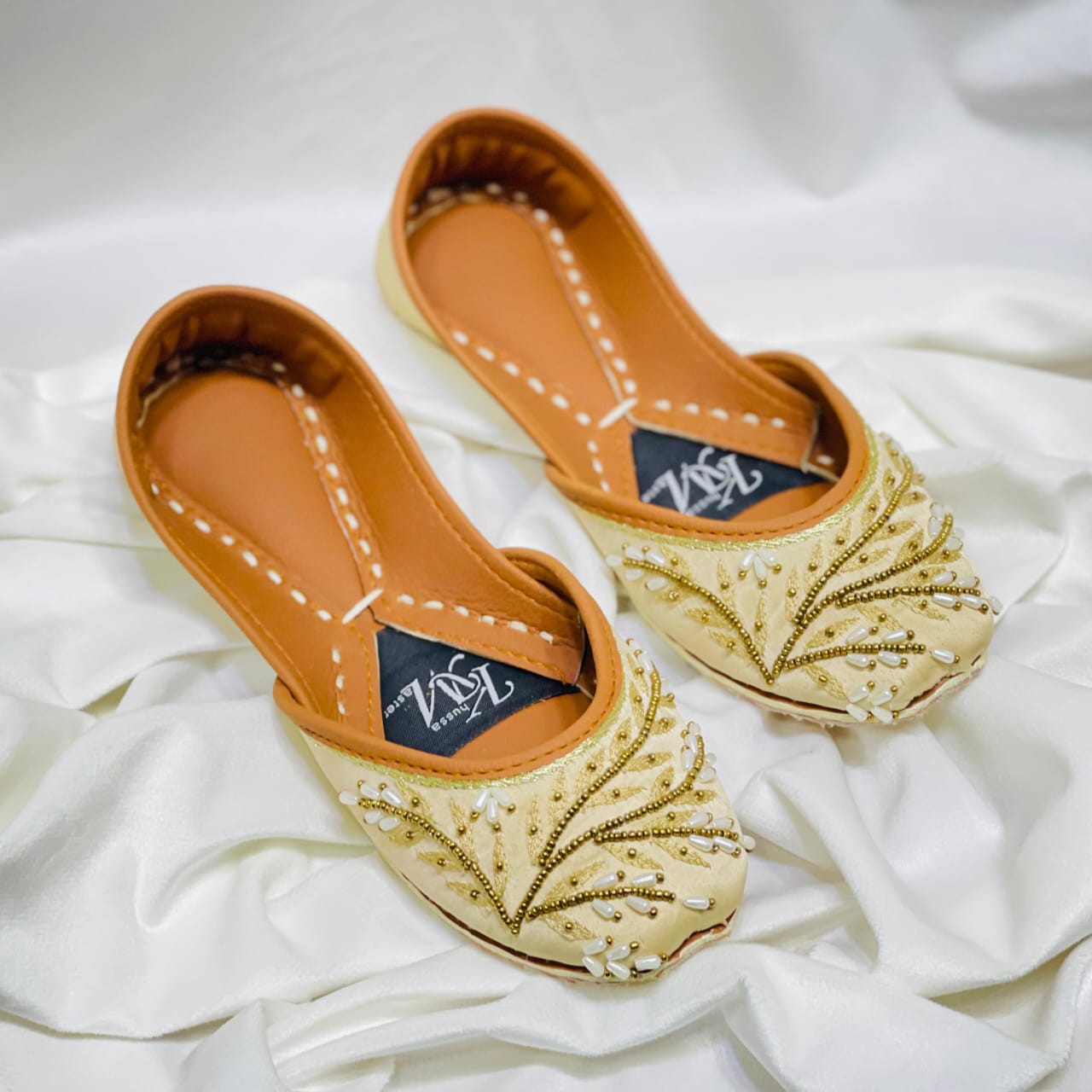 Leaf - Khussa Master