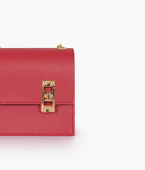 RTW Creation - Maroon chain shoulder bag with twist lock
