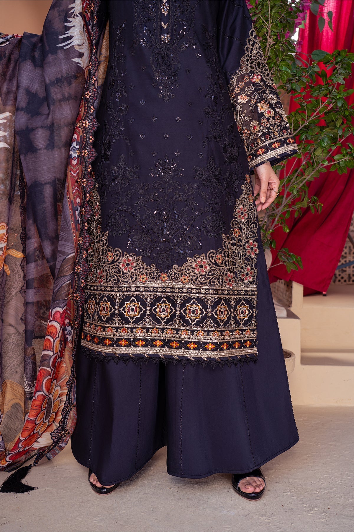 Raya By Imrozia Serene Stitched 3 Piece Winter Collection'2025-IP-112 Nisha
