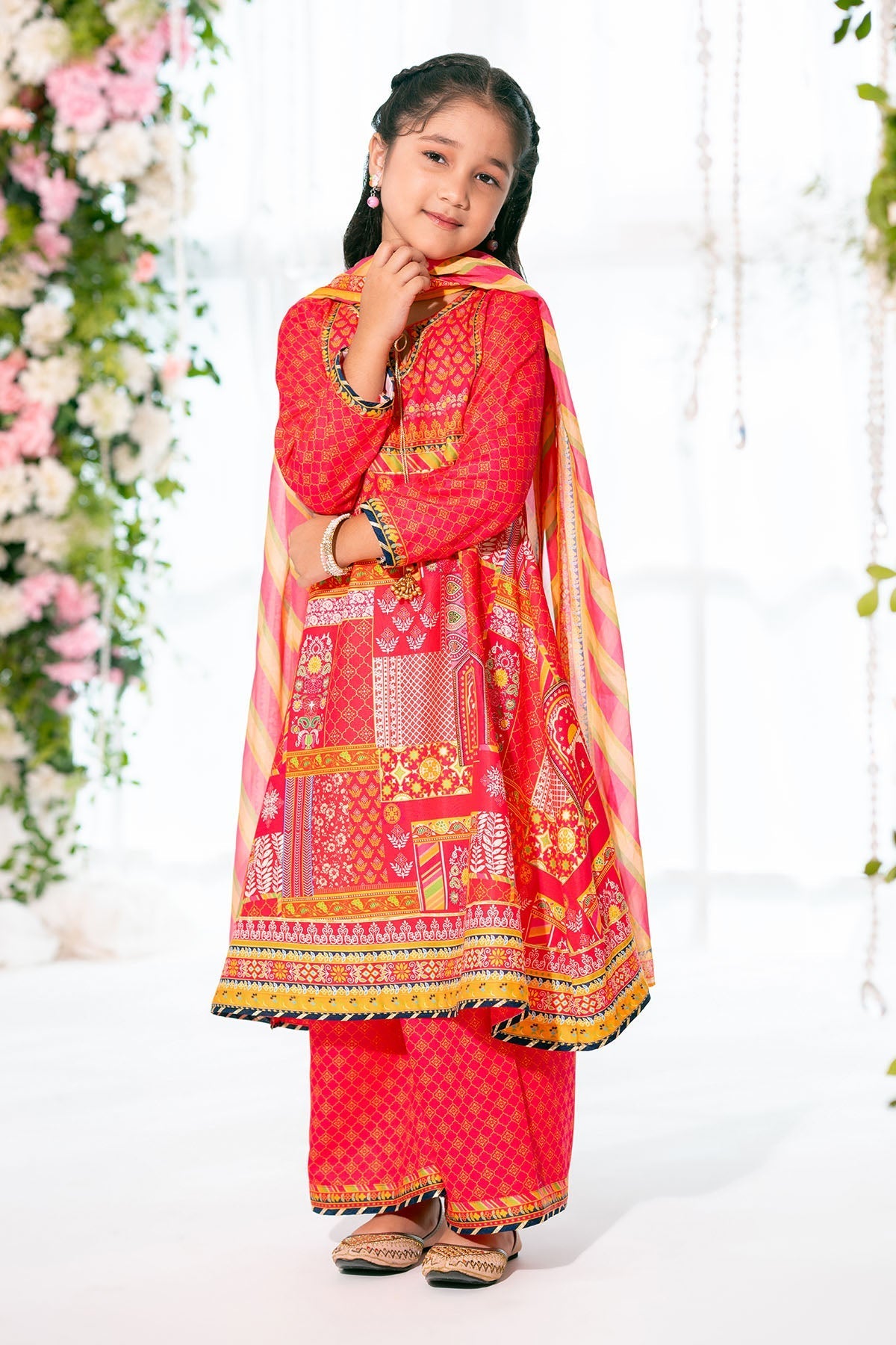 Shop our charming collection of pink party dresses and traditional ethnic wear for kids. 