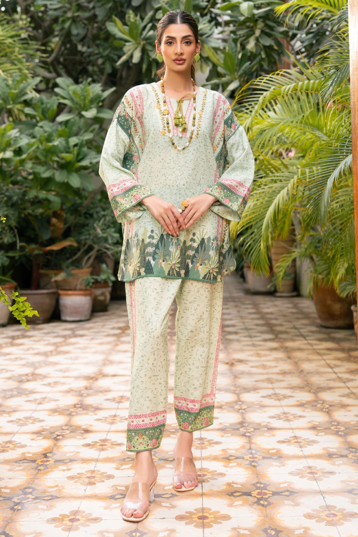 Shomi nairah