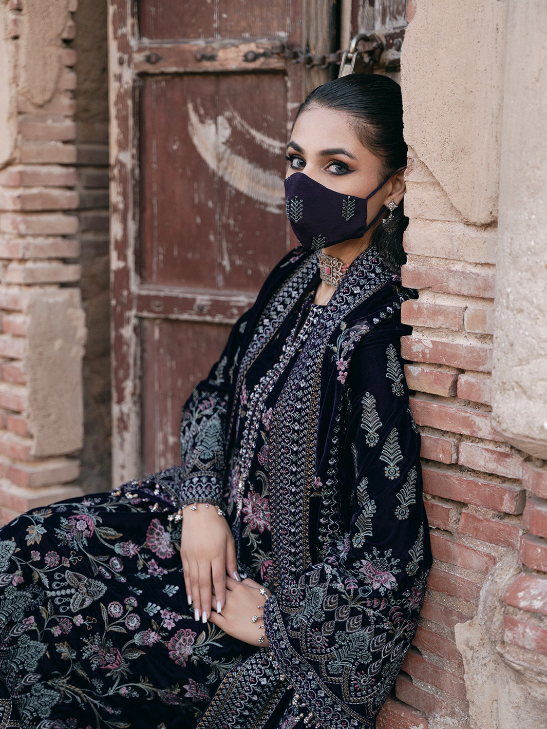 Siara By Flossie Unstitched 3 Piece Formals Velvet Collection'2025-V-104 - A