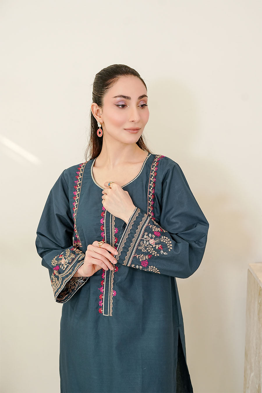 Waniya Stitched 2 Piece Lawn Collection'2025-AMAL