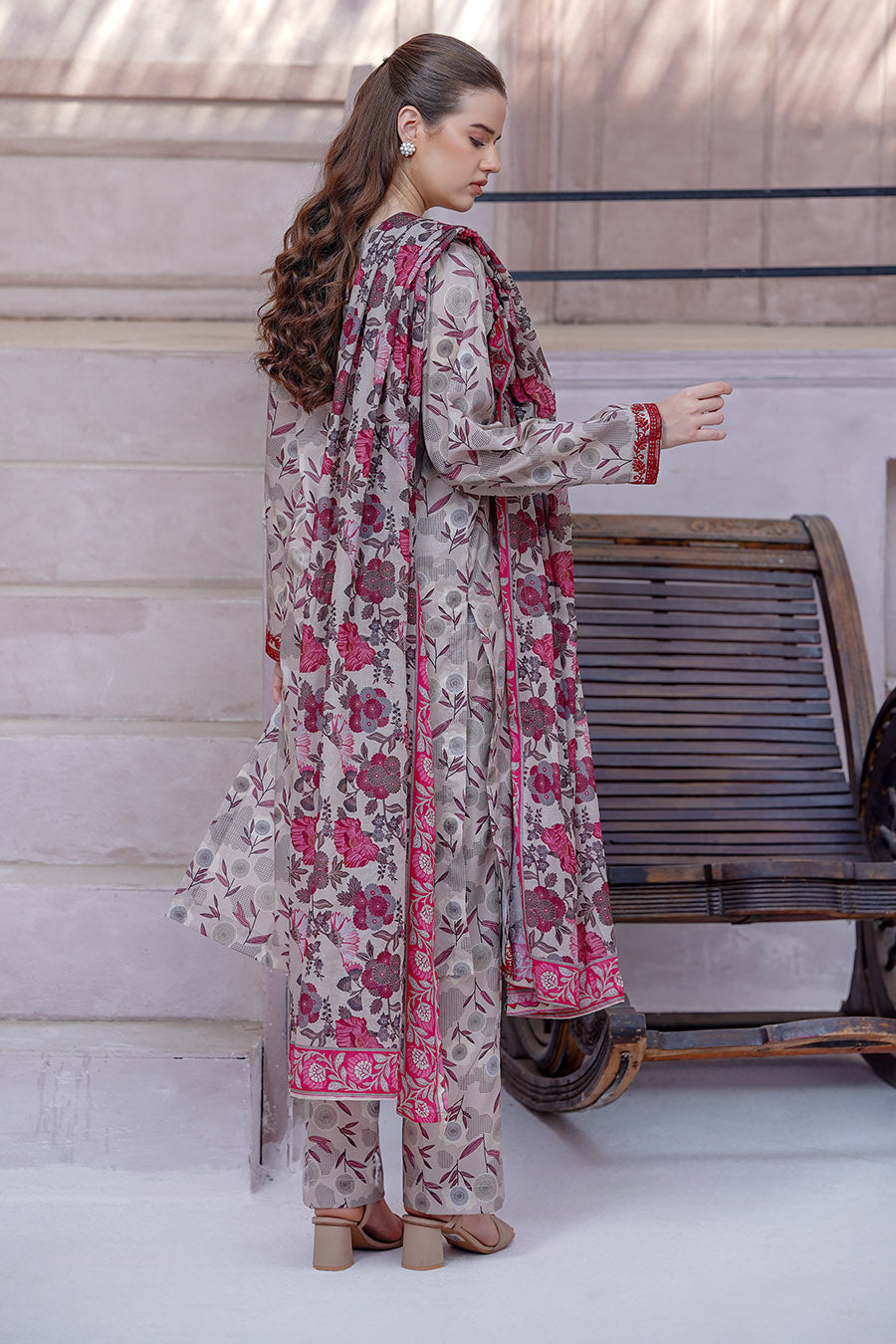 Waniya Stitched 3 Piece Digital Printed & Emb Lawn Collection'2025-ELENA