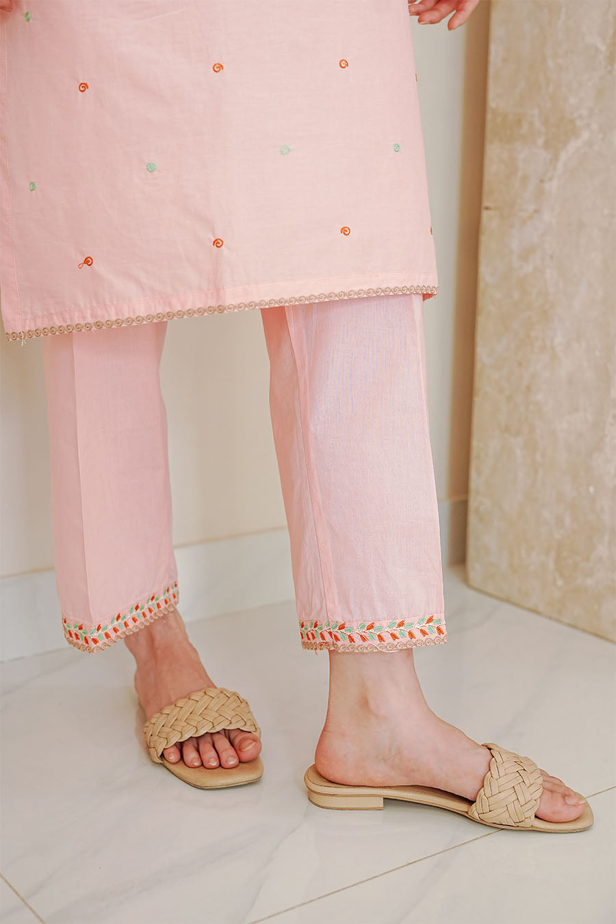 Waniya Stitched 2 Piece Lawn Collection'2025-AMIRA