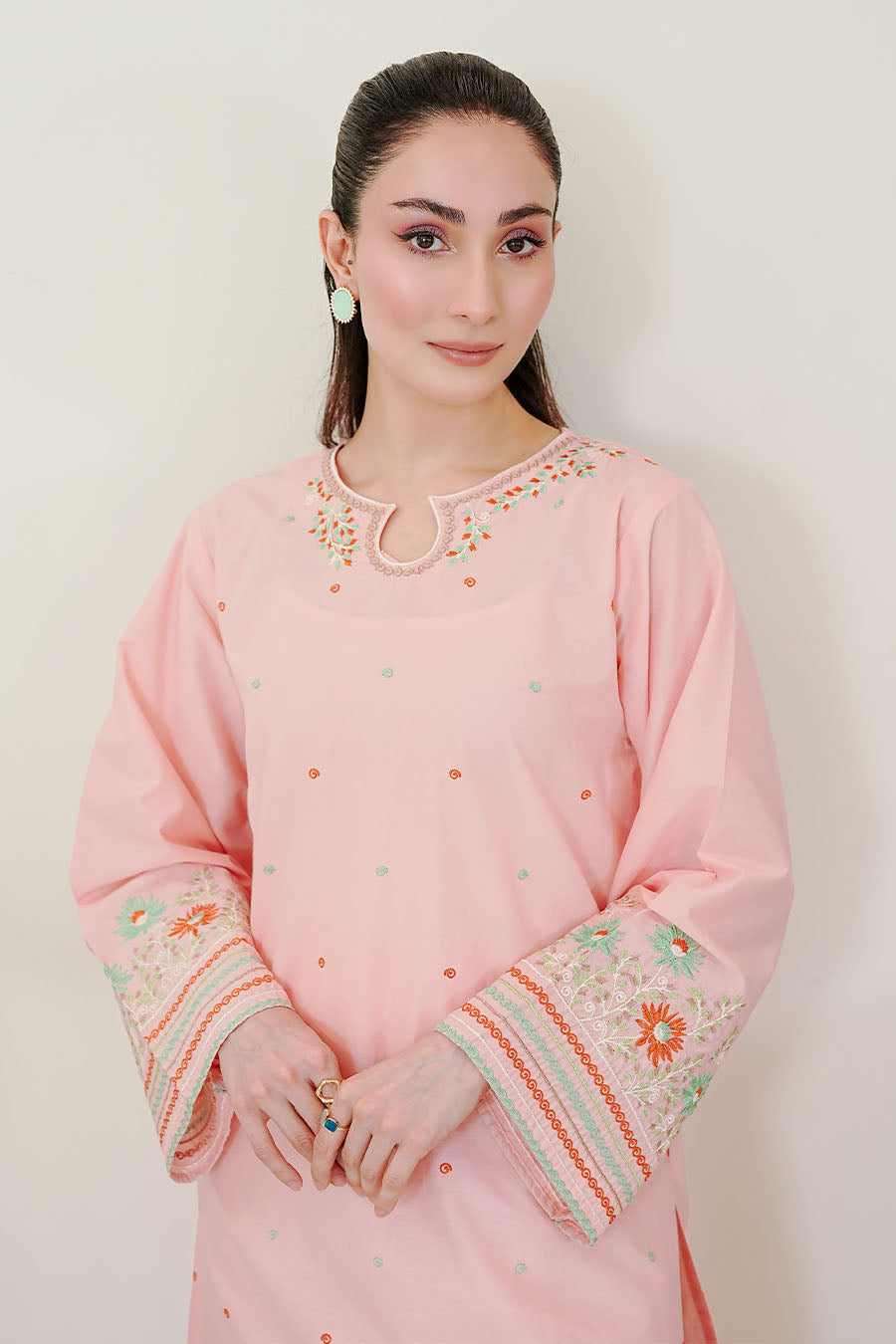 Waniya Stitched 2 Piece Lawn Collection'2025-AMIRA