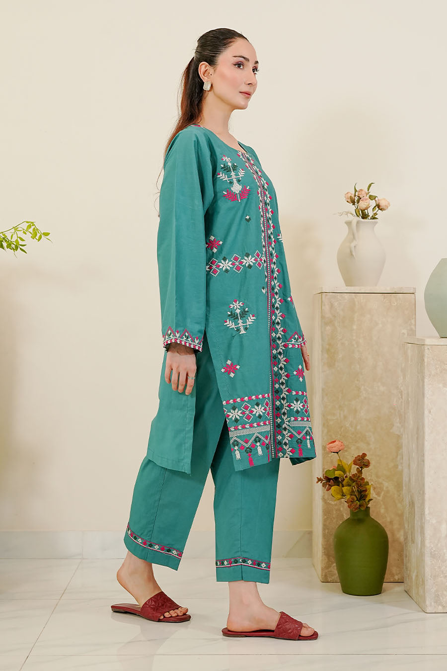 Waniya Stitched 2 Piece Lawn Collection'2025-ILYANA