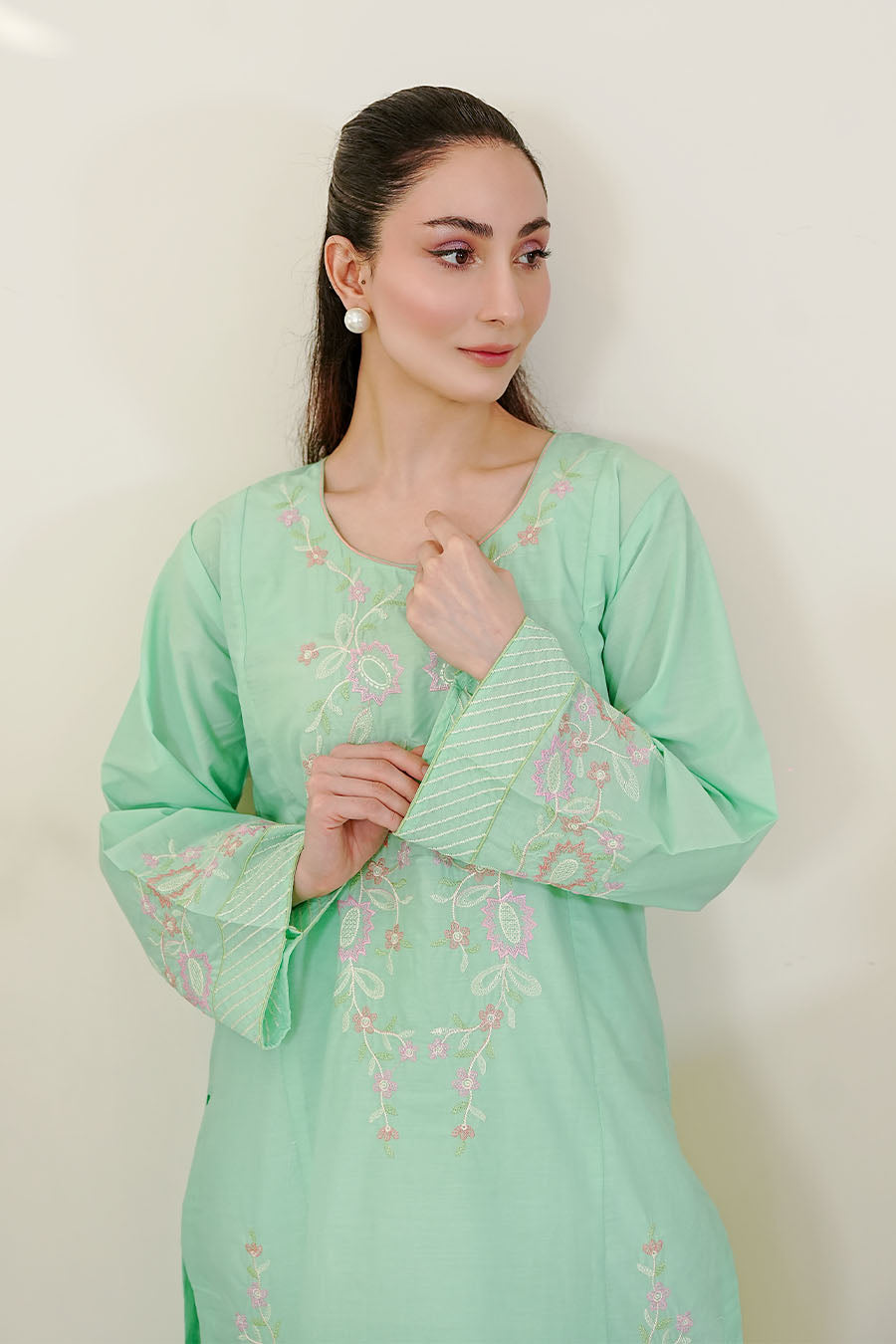 Waniya Stitched 2 Piece Lawn Collection'2025-AYRA