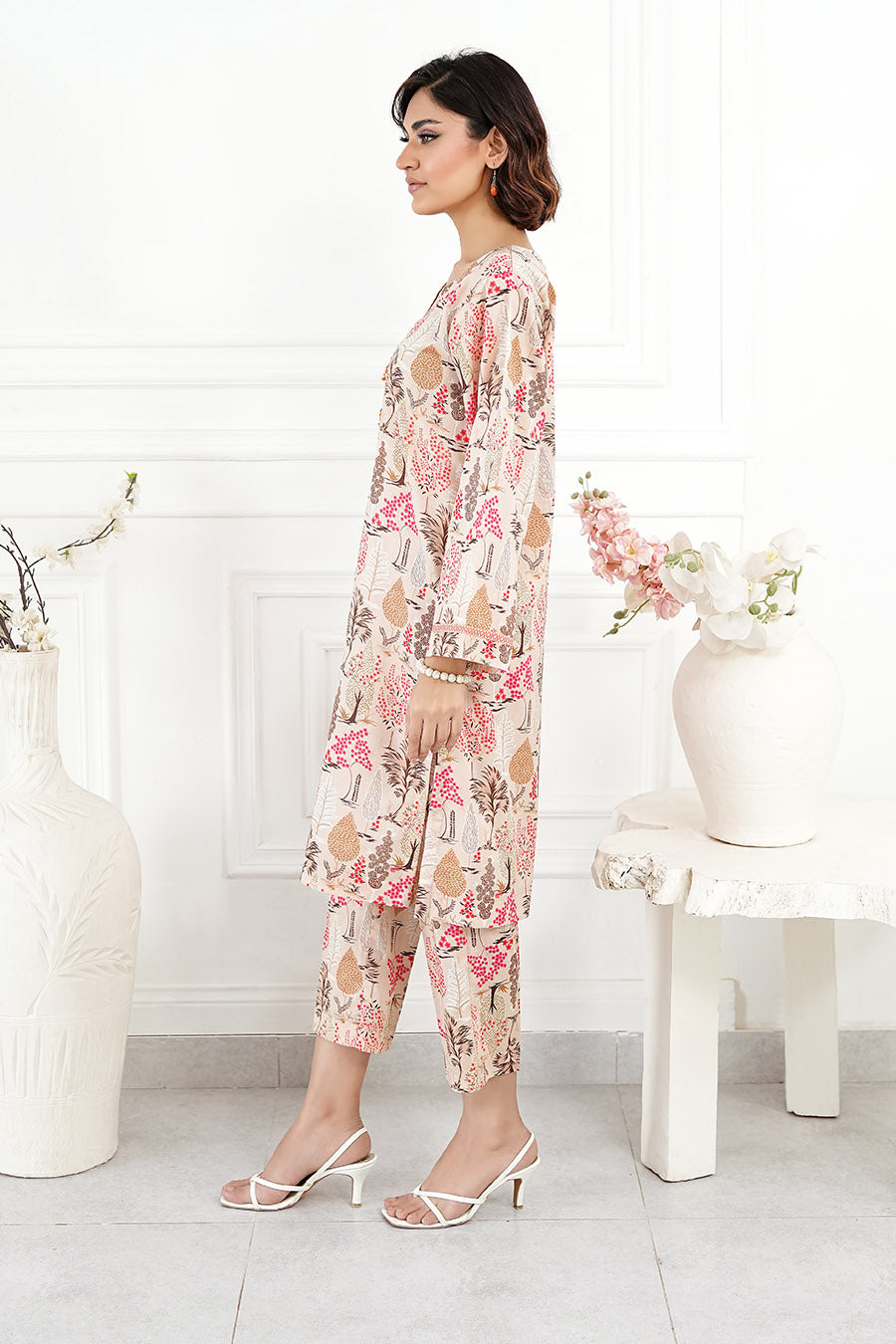 Waniya Stitched 2 Piece Digital Printed Lawn Collection'2025-CHOLE