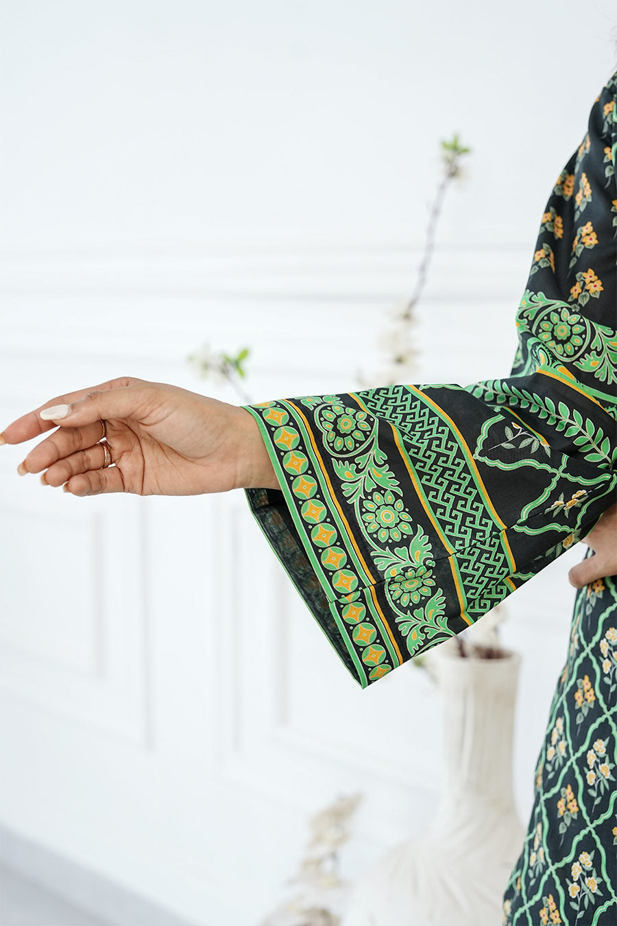 Waniya Stitched 2 Piece Digital Printed Lawn Collection'2025-MINHA