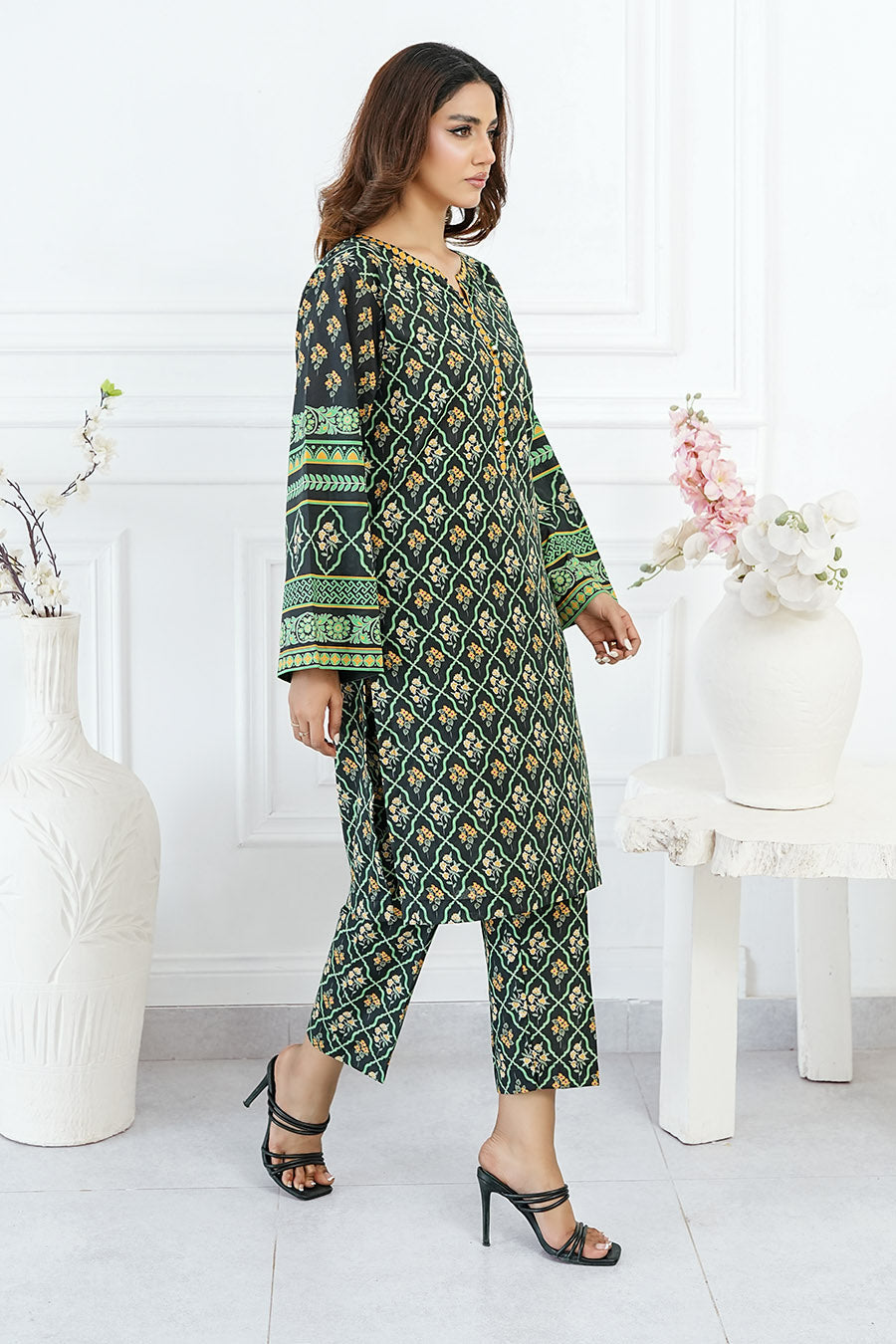 Waniya Stitched 2 Piece Digital Printed Lawn Collection'2025-MINHA
