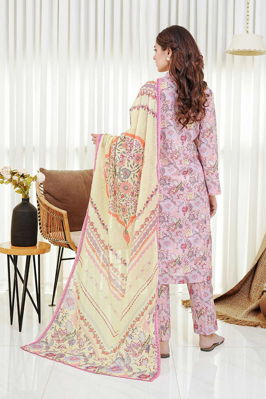 Waniya Stitched 3 Piece Digital Printed Lawn Collection'2025-ESRA