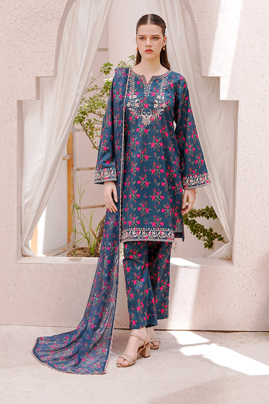 Waniya Stitched 3 Piece Embroidery Lawn Summer Collection'2025-Rena