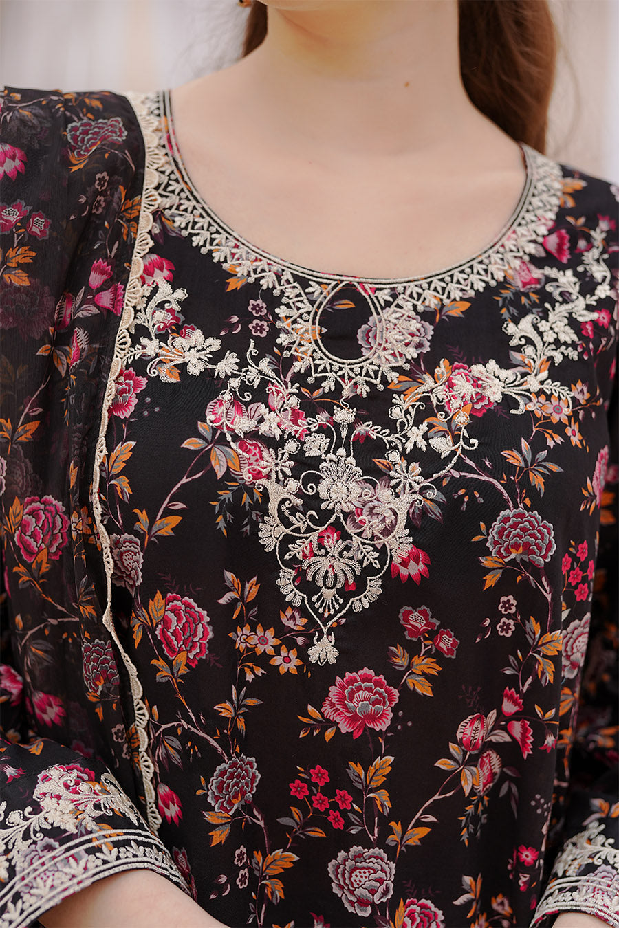 Waniya Stitched 3 Piece Embroidery Lawn Summer Collection'2025-Amara