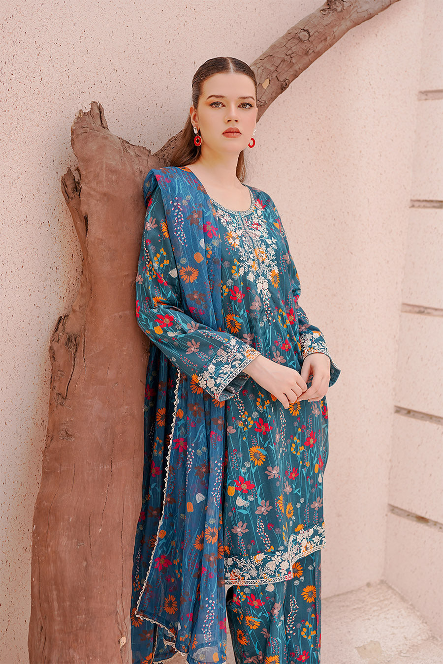 Waniya Stitched 3 Piece Embroidery Lawn Summer Collection'2025-Zeta