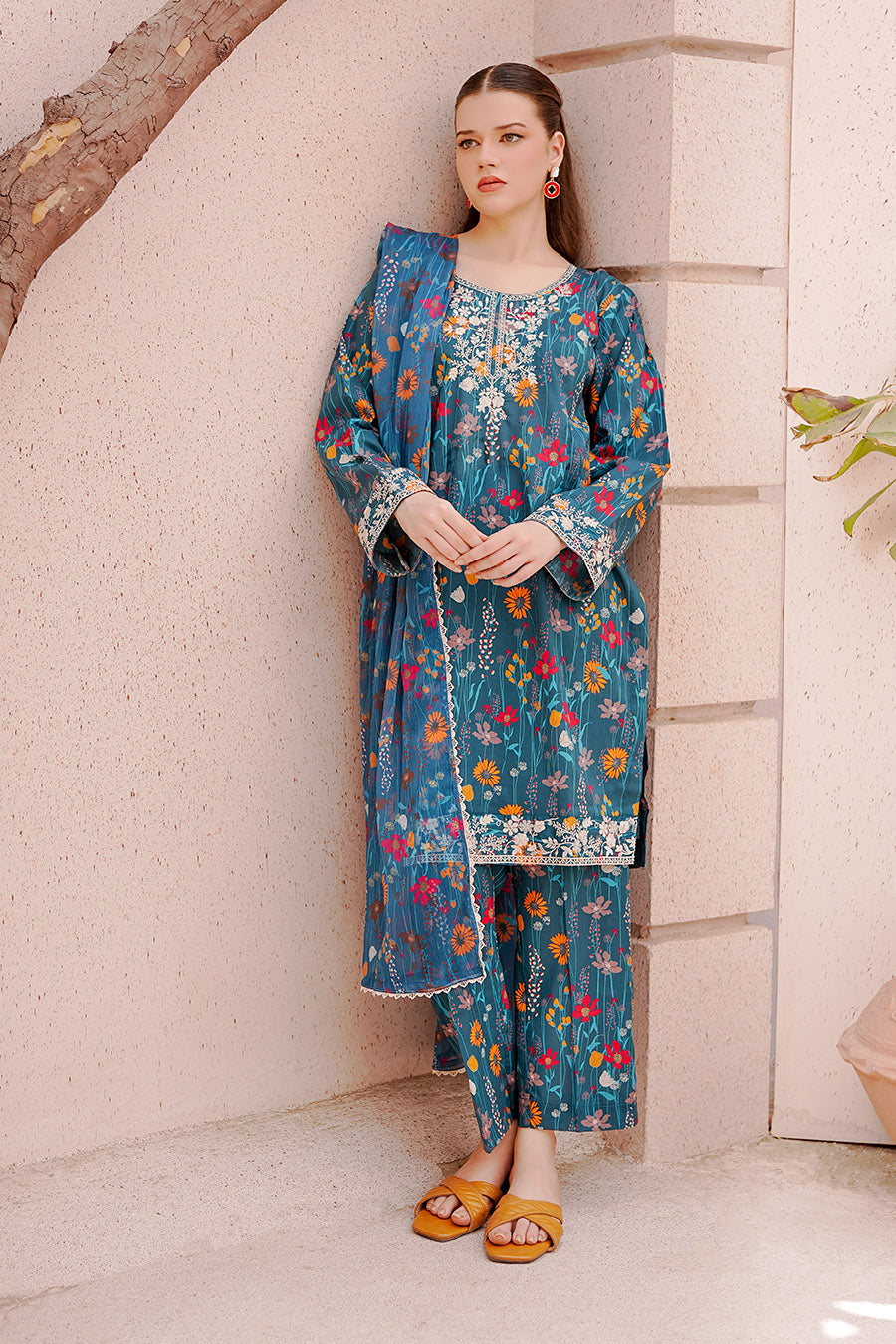 Waniya Stitched 3 Piece Embroidery Lawn Summer Collection'2025-Zeta