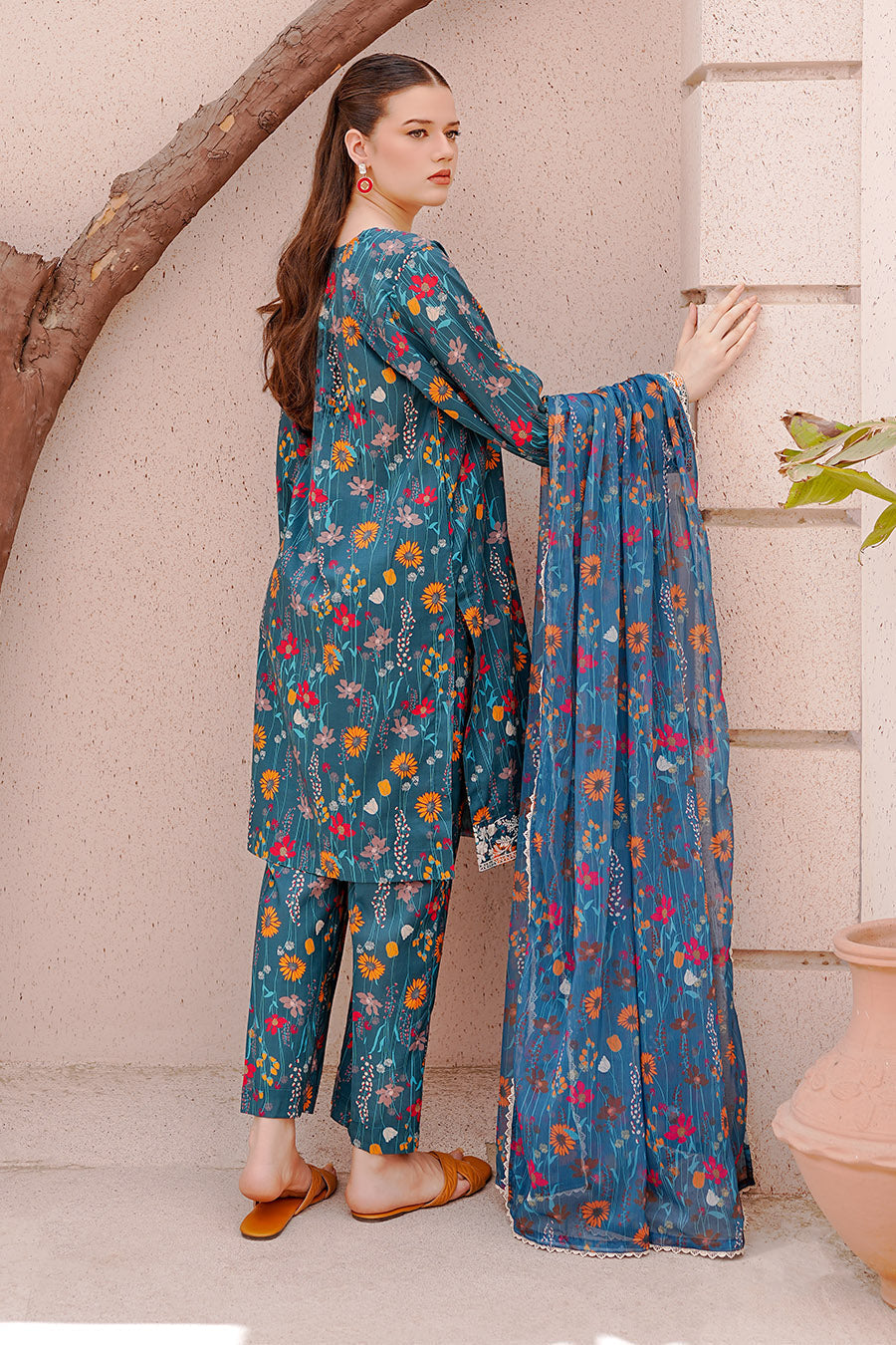 Waniya Stitched 3 Piece Embroidery Lawn Summer Collection'2025-Zeta