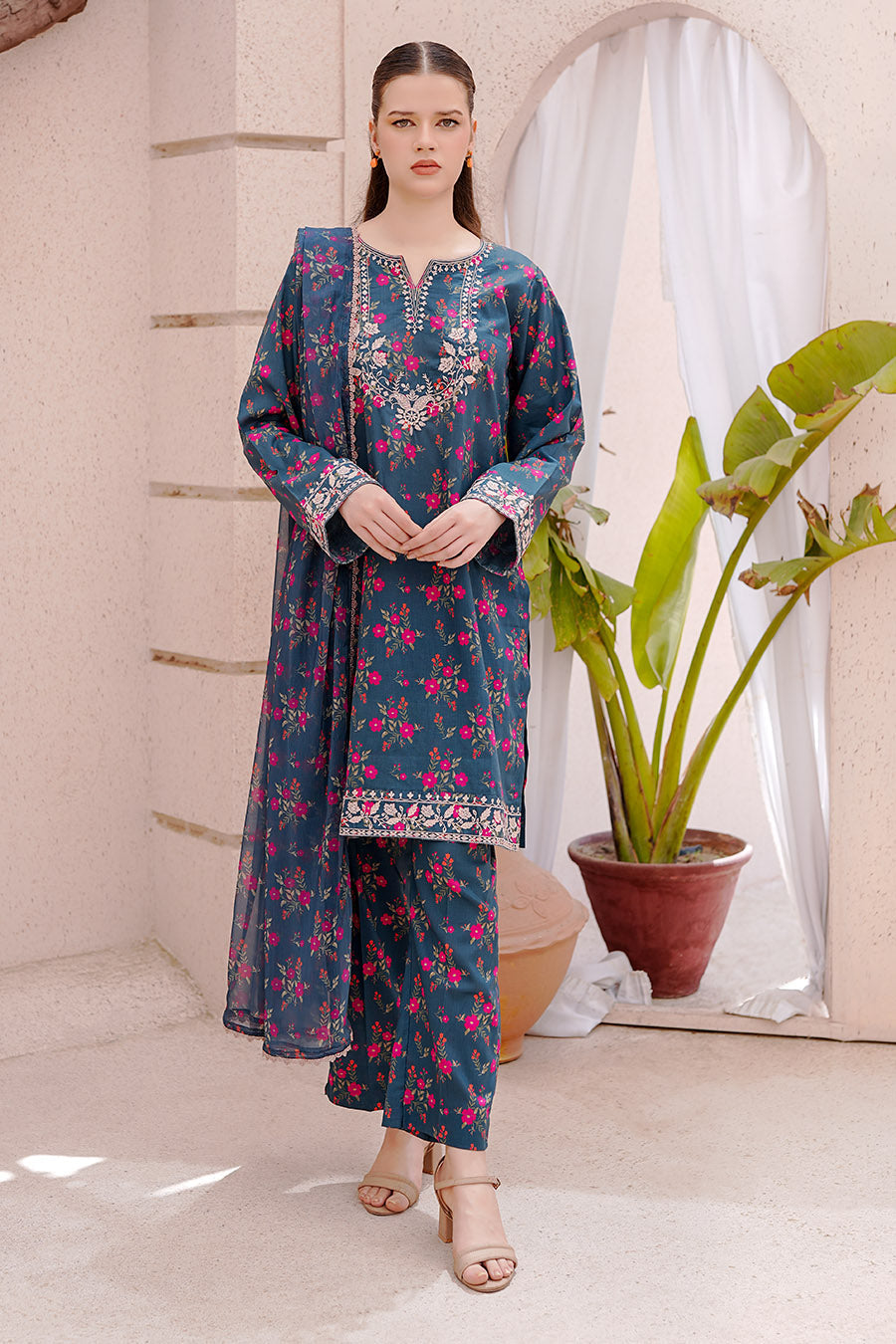 Waniya Stitched 3 Piece Embroidery Lawn Summer Collection'2025-Rena