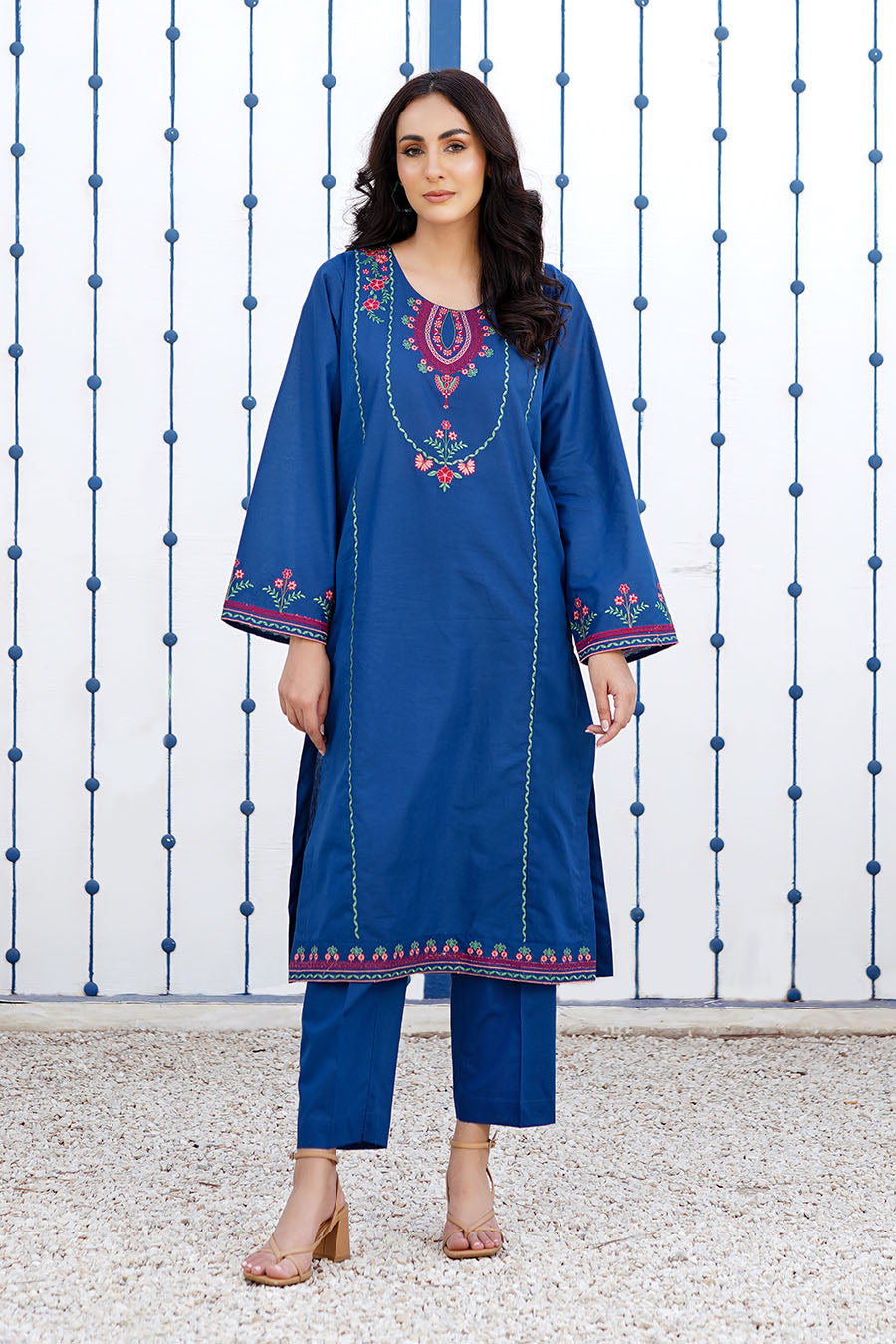Waniya Stitched 2 Piece Solid Emb Lawn Collection'2025-ZEEVA