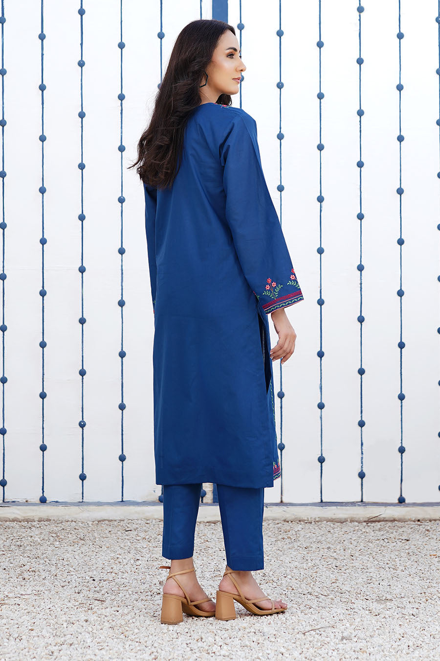 Waniya Stitched 2 Piece Solid Emb Lawn Collection'2025-ZEEVA