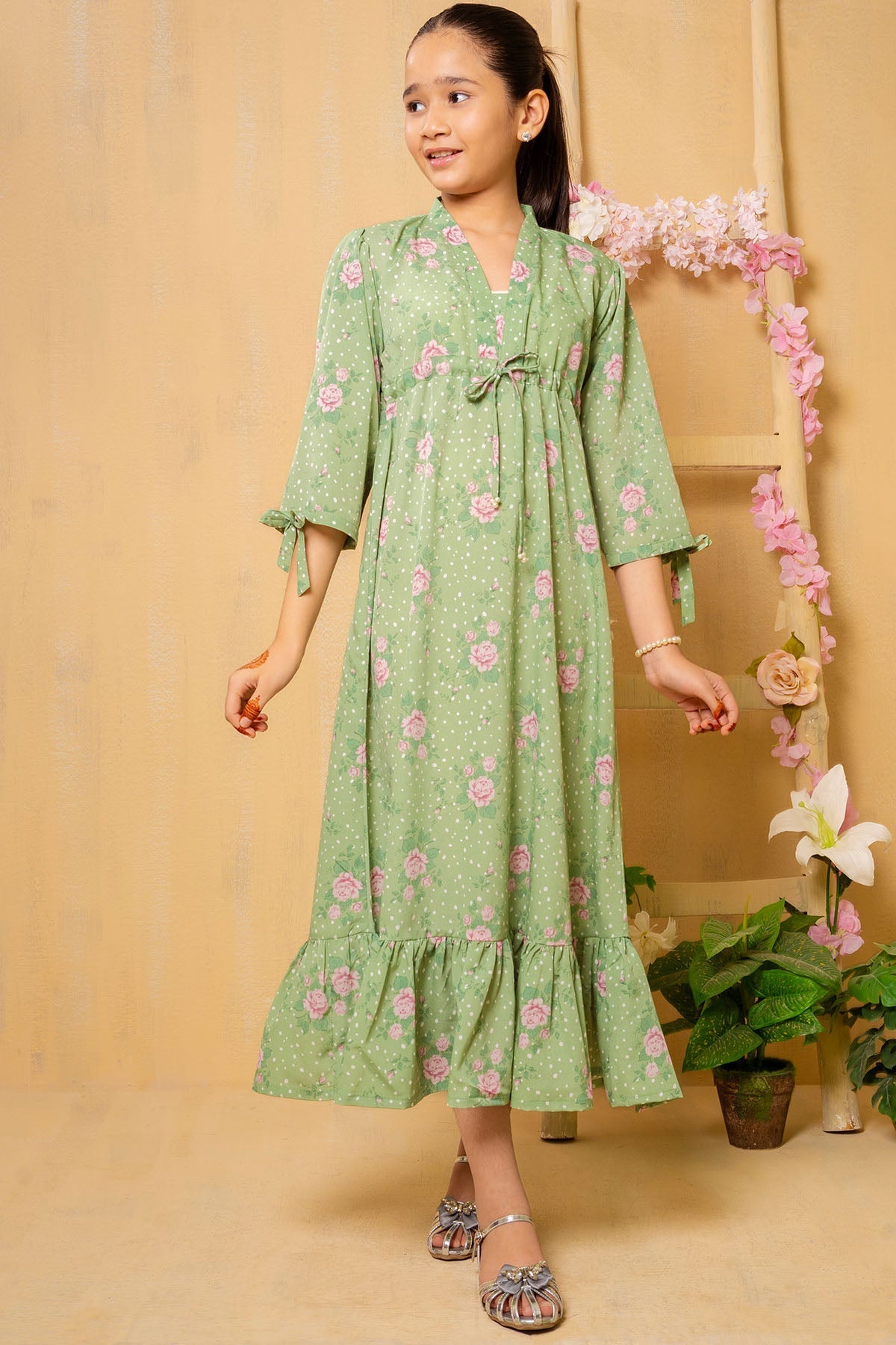 Discover stylish printed georgette dress designs Pakistani ??? perfect blend of traditional elegance & modern western flair